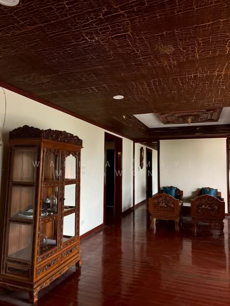 Thai Style Villa with Seaview and Private Pool, Surat Thani