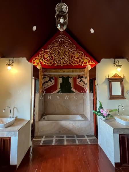 Thai Style Villa with Seaview and Private Pool, Surat Thani