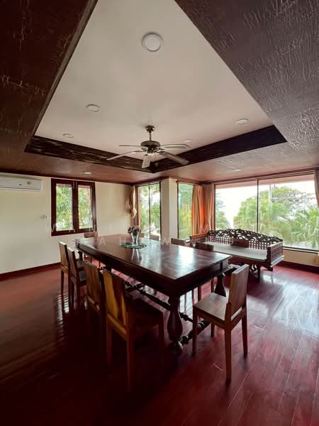 Thai Style Villa with Seaview and Private Pool, Surat Thani