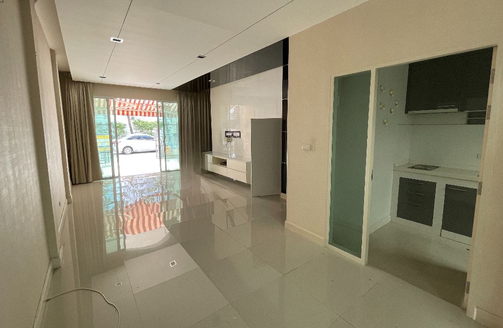 Baan Klang Muang Ladprao 71