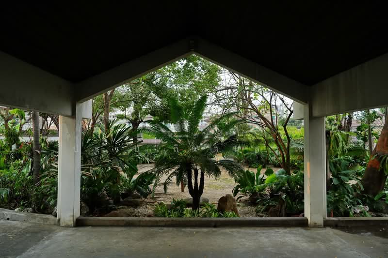 Srinakarin, Bangkok