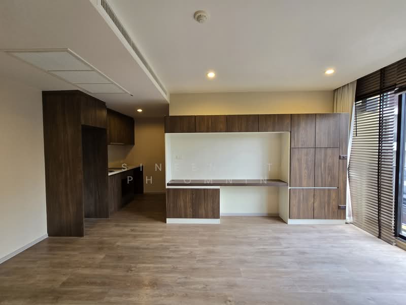 Noble Above Wireless-Ruamrudee, Bangkok