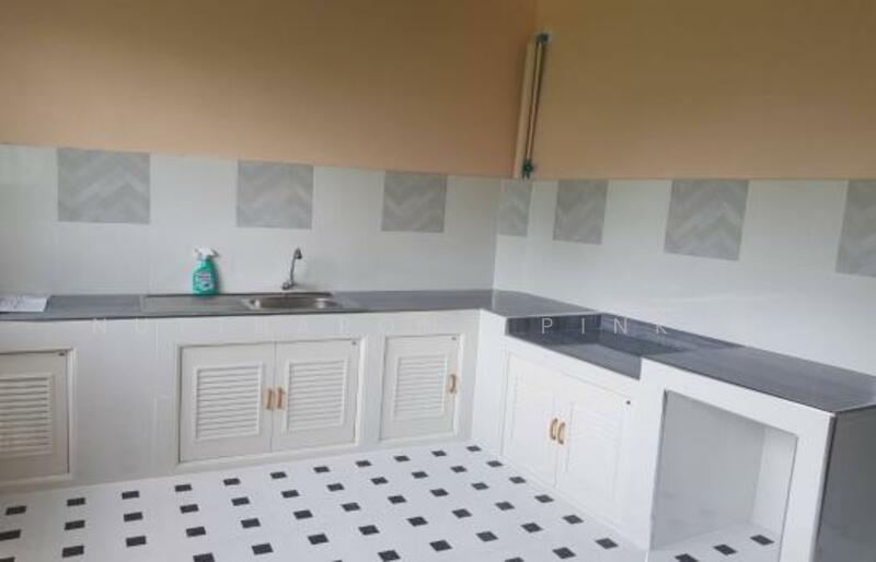 4-Bedroom Townhouse, Bangkok