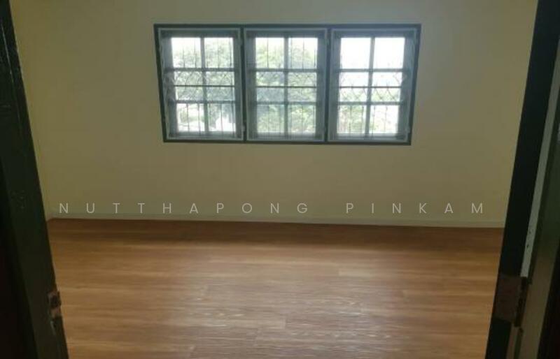 4-Bedroom Townhouse, Bangkok