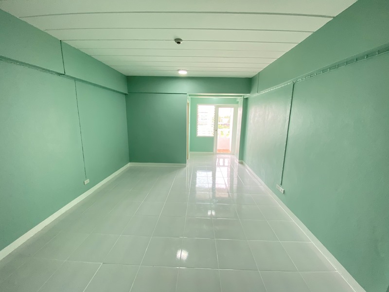 Condominium project in Maha Nakorn Thani 1, Nong Chok