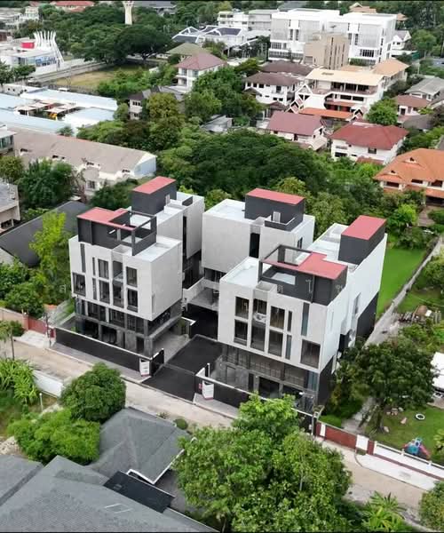Zenith 5 Residences Srinakarin, Bangkok