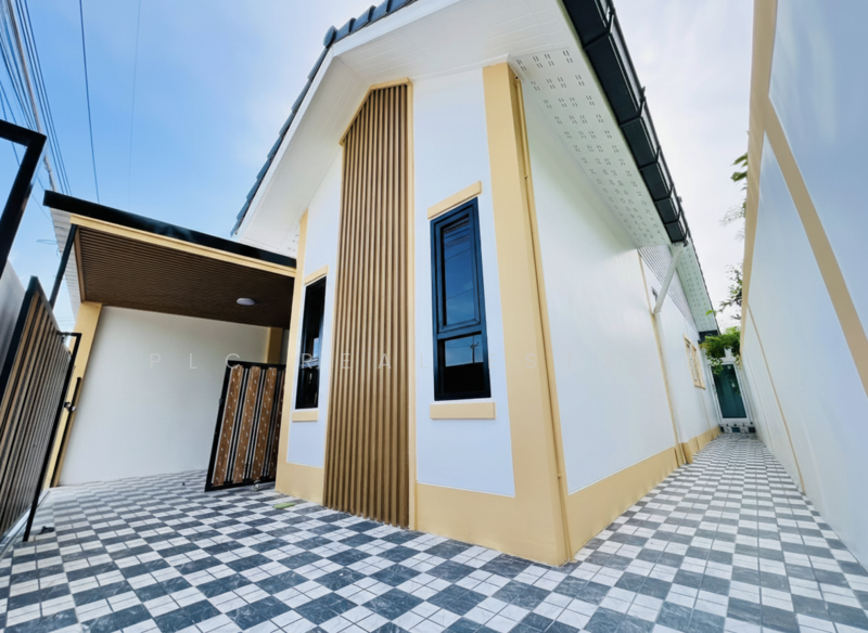 Twin House for Sale 2 Bedrooms East Pattaya, Chon Buri (Pattaya)