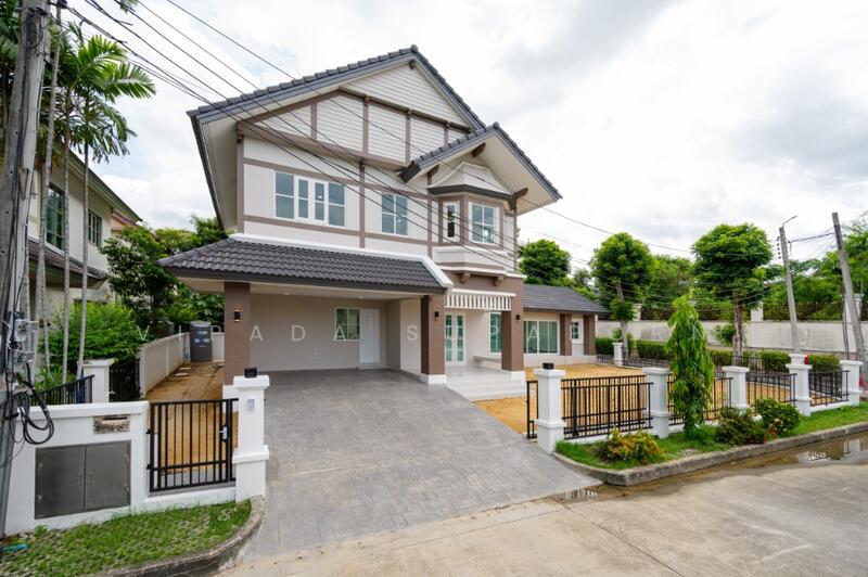 Wararom Phetkasem 81 (Bangbon 5), Bangkok