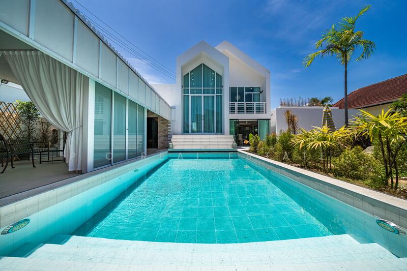 4 Bedroom Pool Villa for Sale in Mabprachan, East Pattaya, Chon Buri (Pattaya)