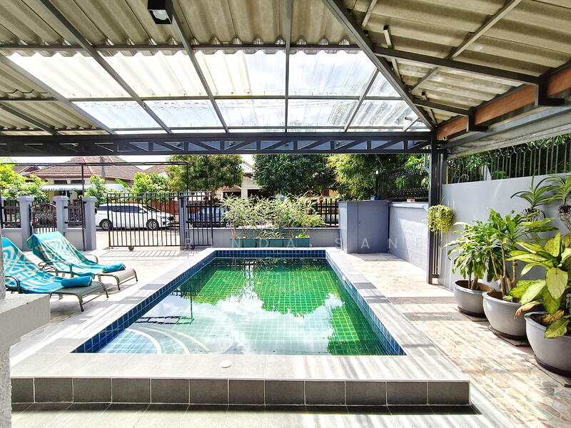Anuphat golf ville Pool House for sale, Phuket