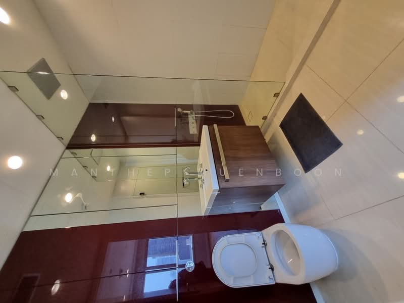 185 Rajadamri, Bangkok