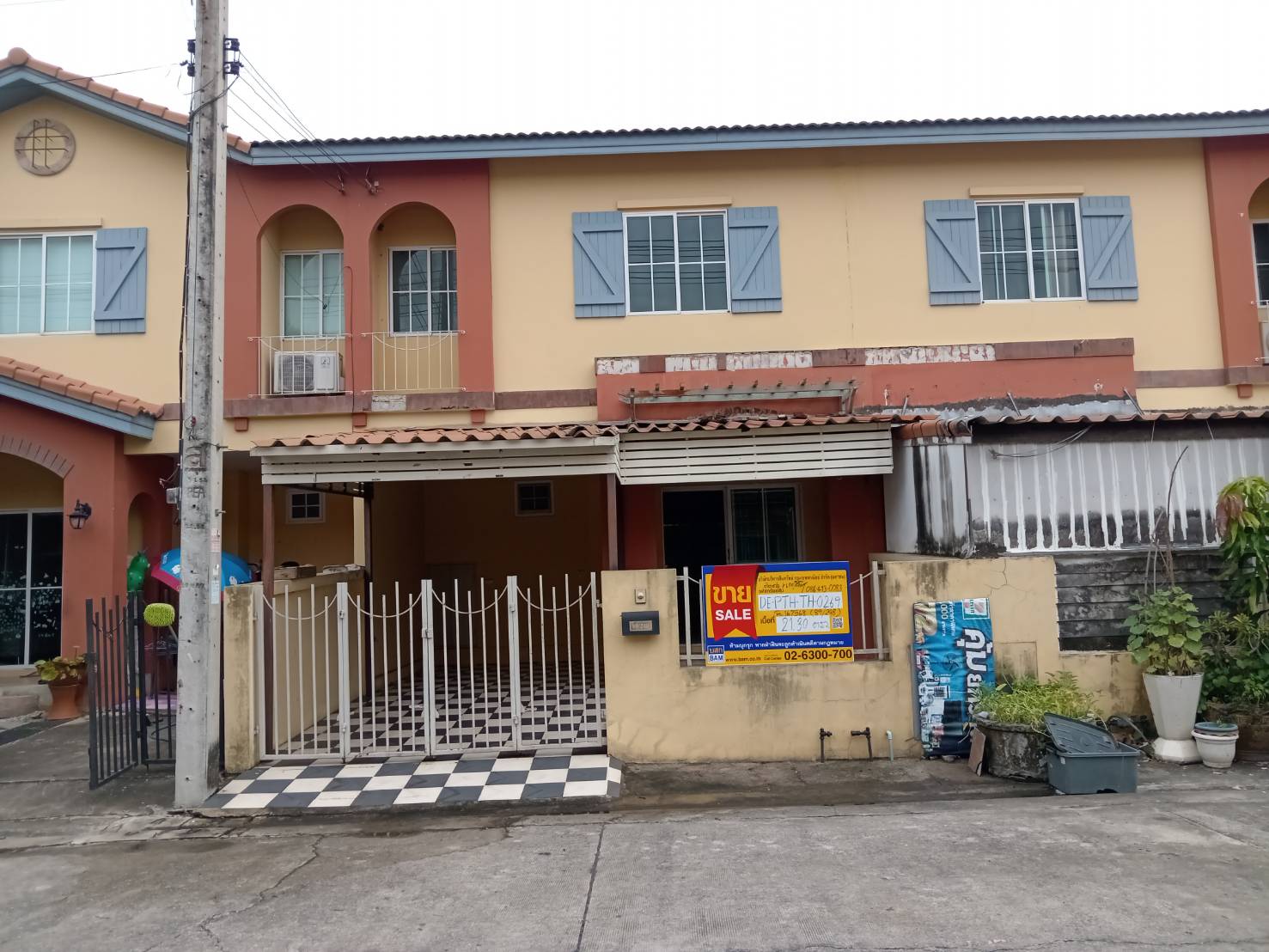 Townhouse project The Palazzetto, Klong Luang