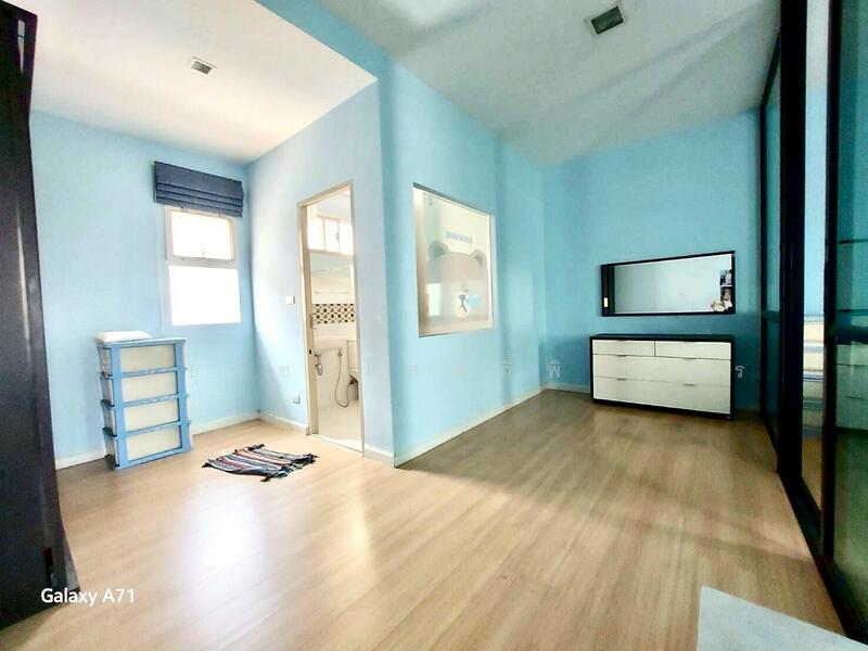 Baan Mai 1 Townhome 3 storey, Phutthabucha Road Bangkok, Bangkok