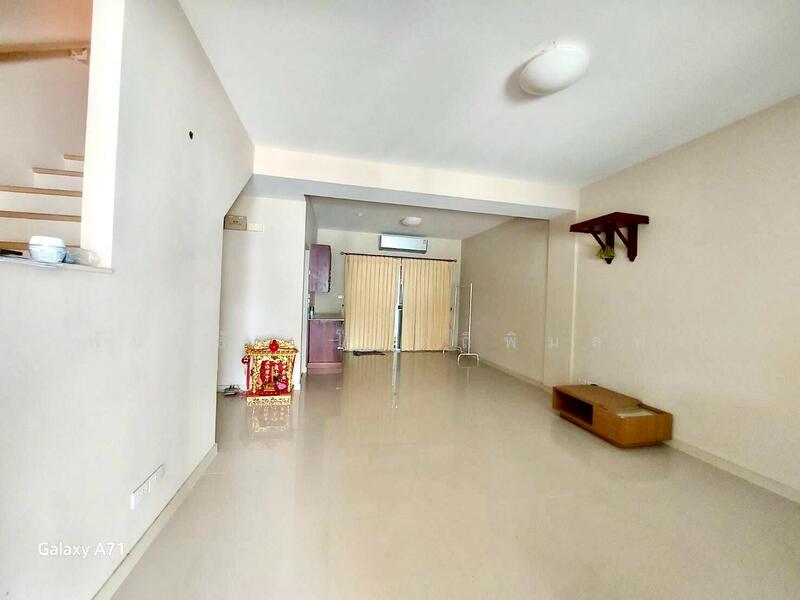 Baan Mai 1 Townhome 3 storey, Phutthabucha Road Bangkok, Bangkok