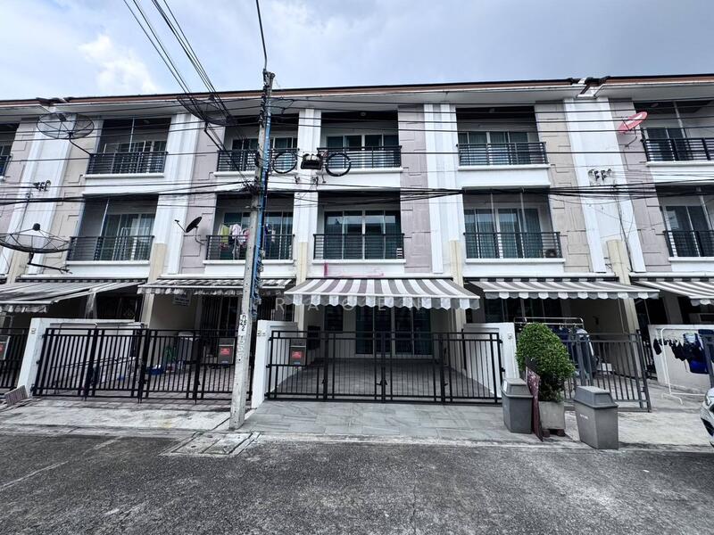 Baan Klang Muang S-Sense Srinakarin, Bangkok