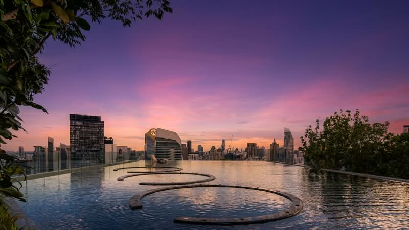 Life One Wireless, Bangkok