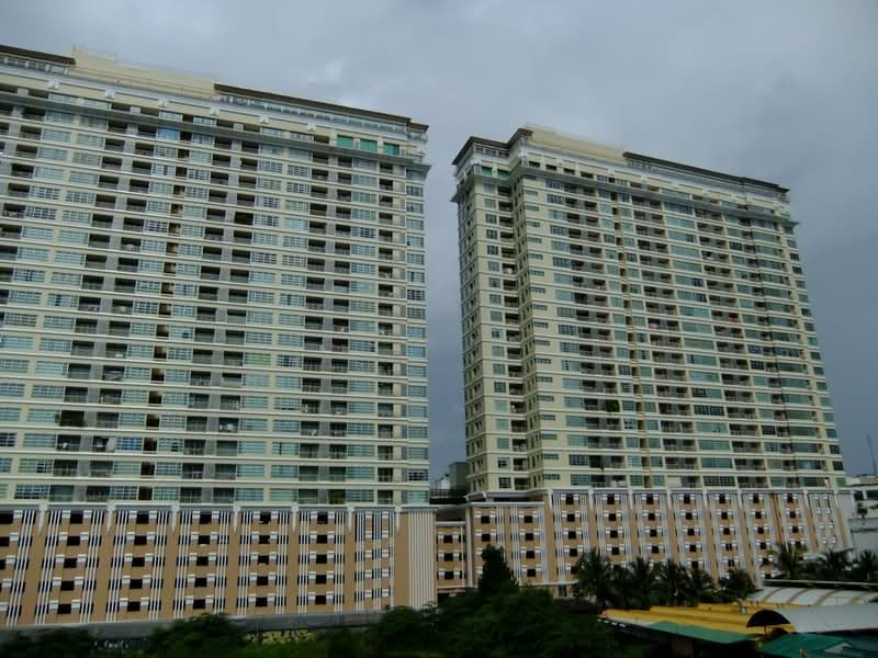 Baan Klang Krung Siam-Pathumwan, Bangkok