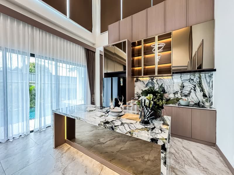 Luxury Pool Villa for Sale Thung Klom Tan Man East Pattaya, Chon Buri (Pattaya)