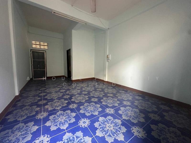 Dormitory business for sale, community area, Bang Phra, Sriracha, Chon Buri (Pattaya)