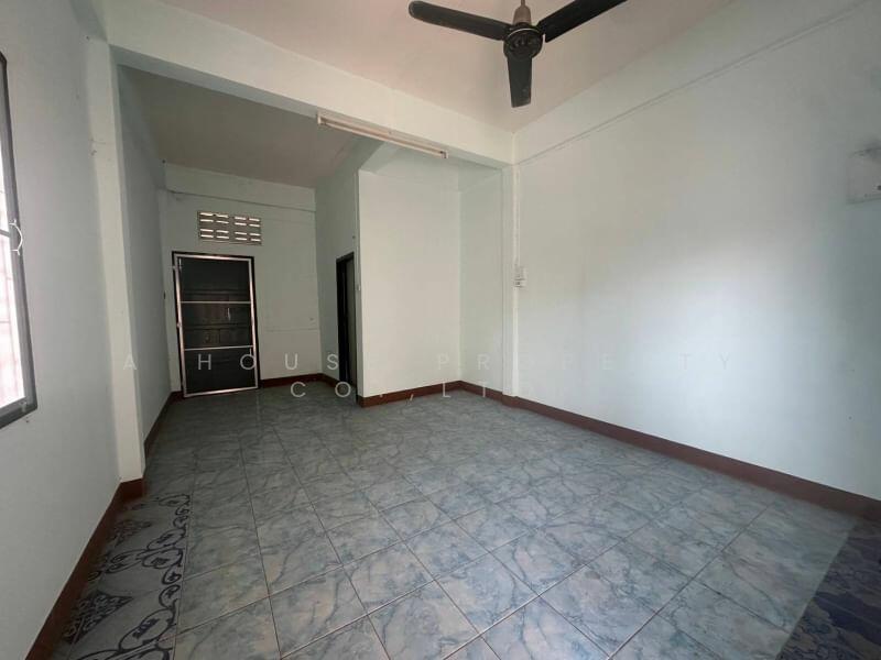 Dormitory business for sale, community area, Bang Phra, Sriracha, Chon Buri (Pattaya)