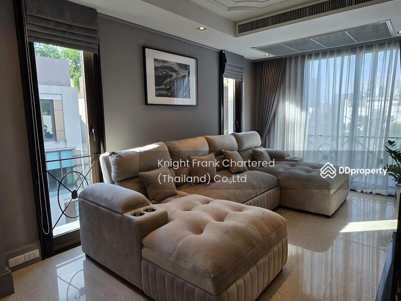 Baan Lux Sathon, Bangkok