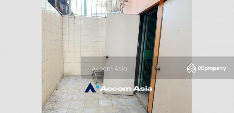 4 Bedrooms Townhouse for Sale in Sukhumvit, Bangkok near BTS Phra khanong at Regent 71 (AA33313), Bangkok
