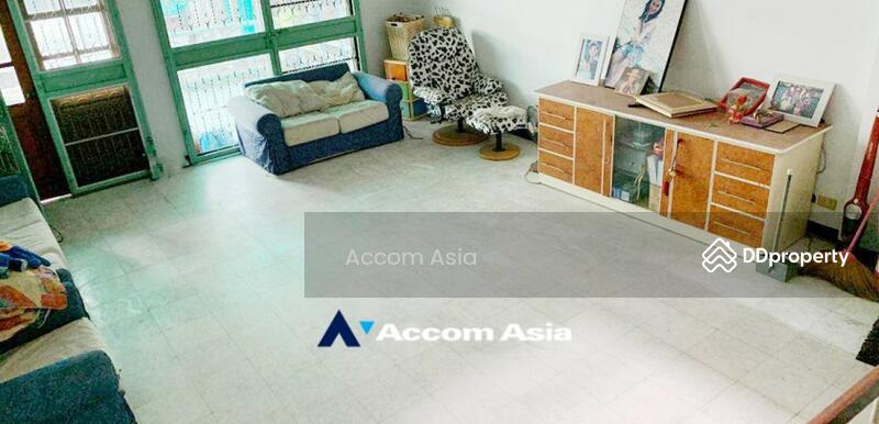 4 Bedrooms Townhouse for Sale in Sukhumvit, Bangkok near BTS Phra khanong at Regent 71 (AA33313), Bangkok