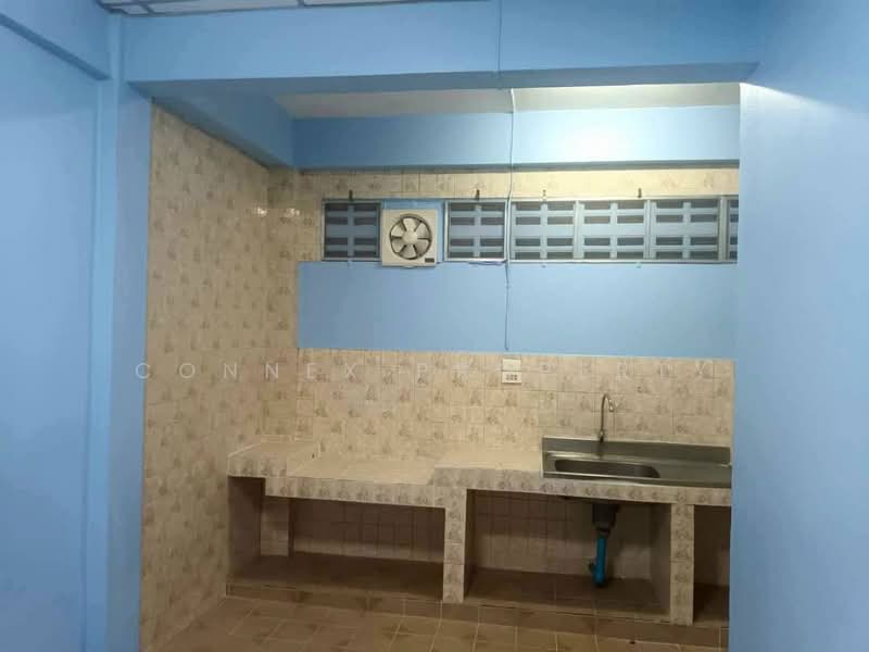Townhome Phattanakarn Soi 55, 57, Bangkok