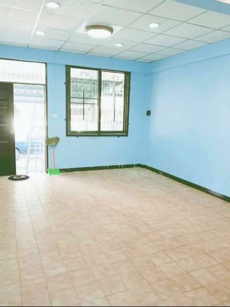 Townhome Phattanakarn Soi 55, 57, Bangkok