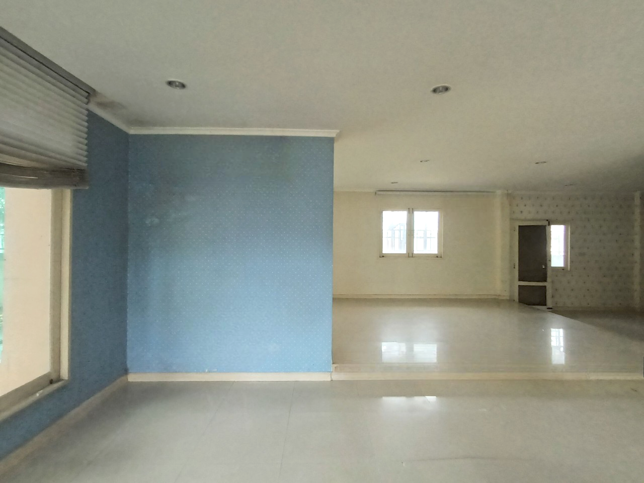 Thana Thong Eligan Home