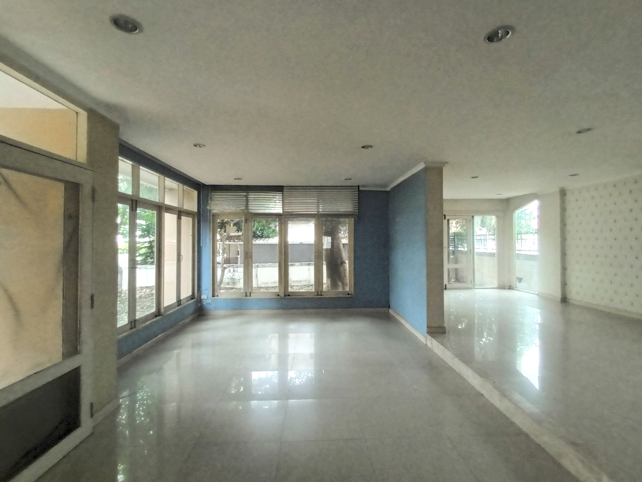 Thana Thong Eligan Home