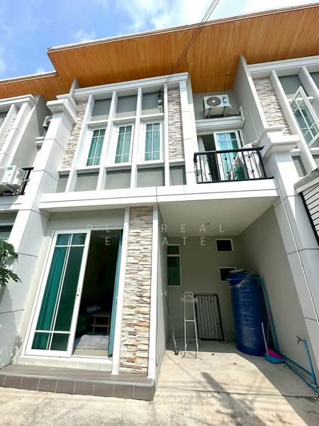 4 Bedroom Townhouse for Sale in East Pattaya, Chon Buri (Pattaya)