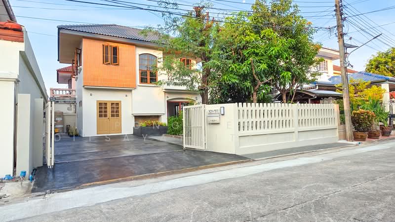 Chonlada Bangbuathong, Nonthaburi