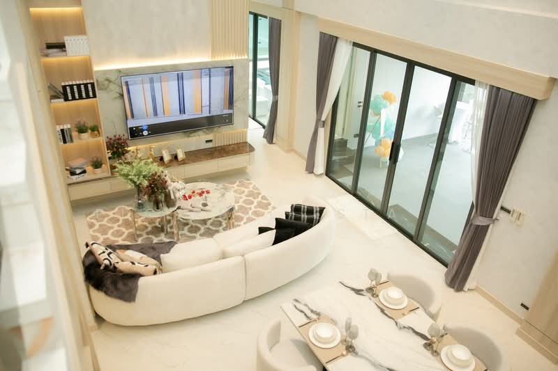 Ultra Luxury Pool Villa for Sale Thung Klom Tan Man Pattaya, Chon Buri (Pattaya)