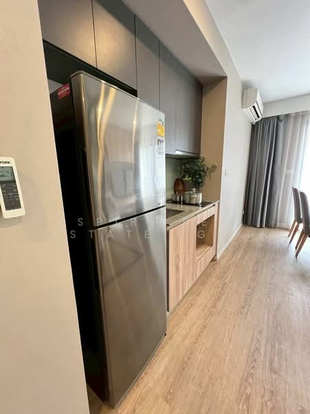 Blossom Condo @ Sathorn-Charoenrat, Bangkok