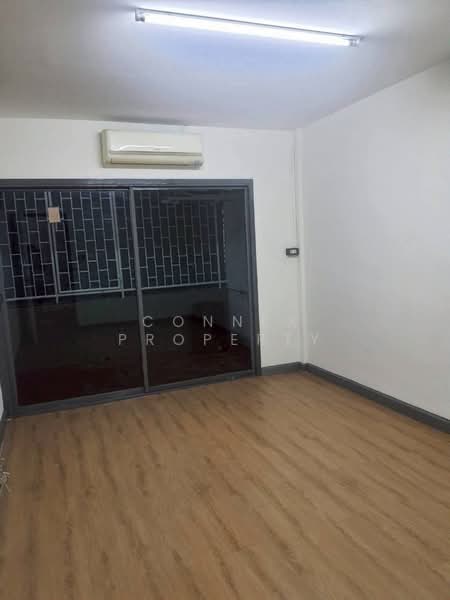 Townhome, Amornphan 9 Market, Bangkok