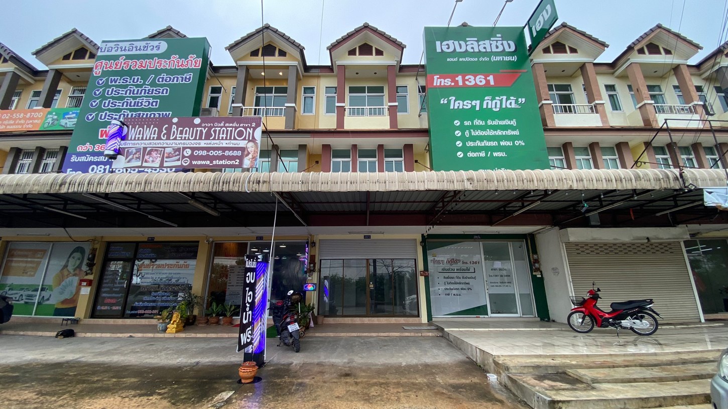 Commercial Townhouse outside Bo Win Sriracha Chonburi Project
