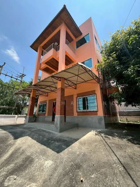 ฟีนิกซ์ ปาร์ค, Pathum Thani