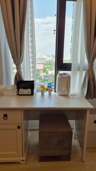 Life One Wireless, Bangkok