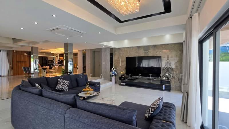 4 Bedroom Pool Villa for Sale in Na Jomtien Pattaya, Chon Buri (Pattaya)