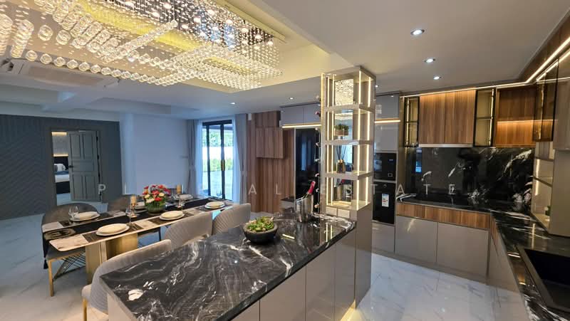 4 Bedroom Pool Villa for Sale in Na Jomtien Pattaya, Chon Buri (Pattaya)