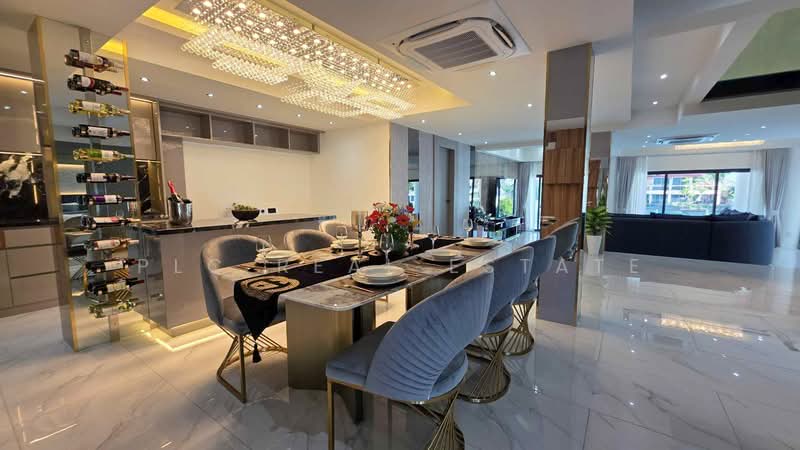 4 Bedroom Pool Villa for Sale in Na Jomtien Pattaya, Chon Buri (Pattaya)