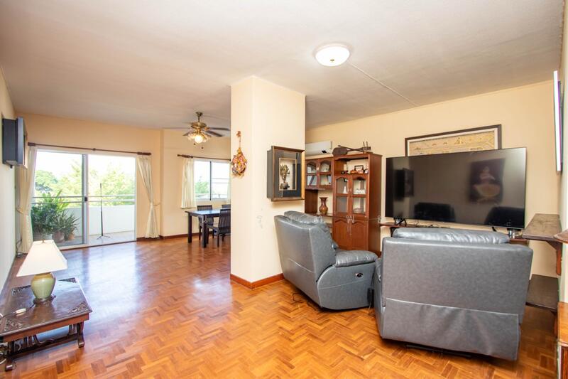 Chiang Mai Riverside Condominium, Chiang Mai