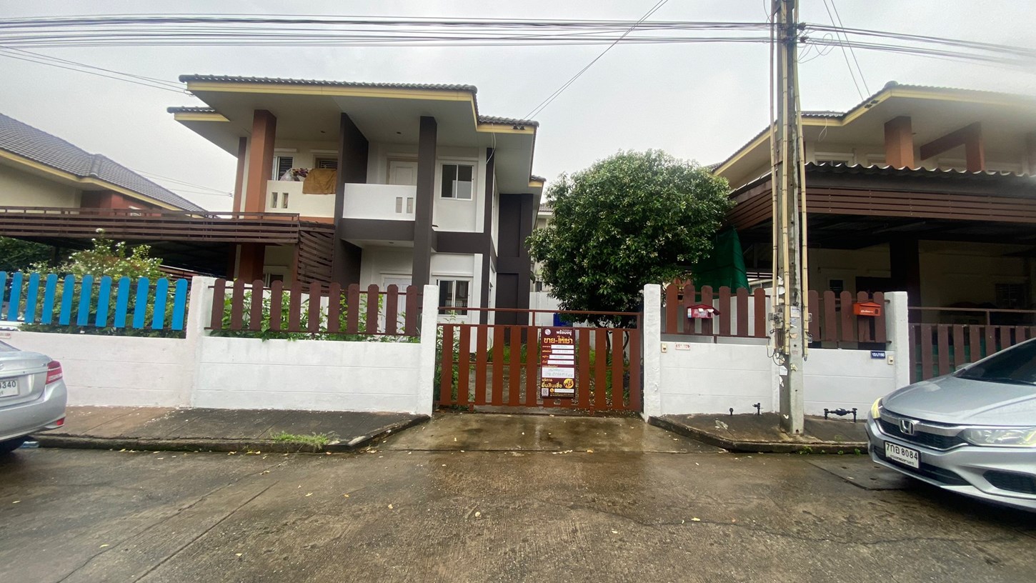 Townhouse in Dhana Valley 4, Sriracha, Chonburi