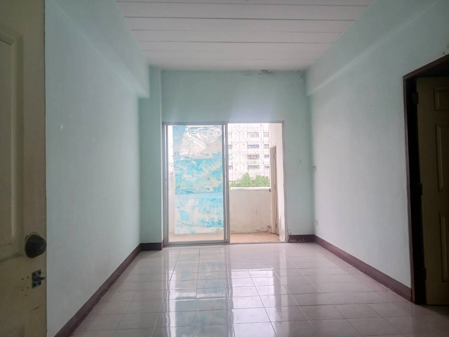 Suksawasdi Condominium