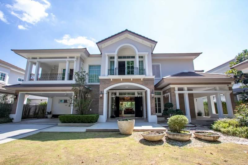 Luxurious 6 Bedroom Property in Serene Lake Mae Hia, Chiang Mai