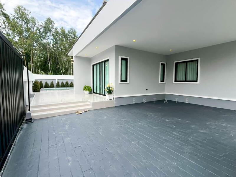 3 Bedroom Single Storey Pool Villa for Sale East Pattaya, Chon Buri (Pattaya)