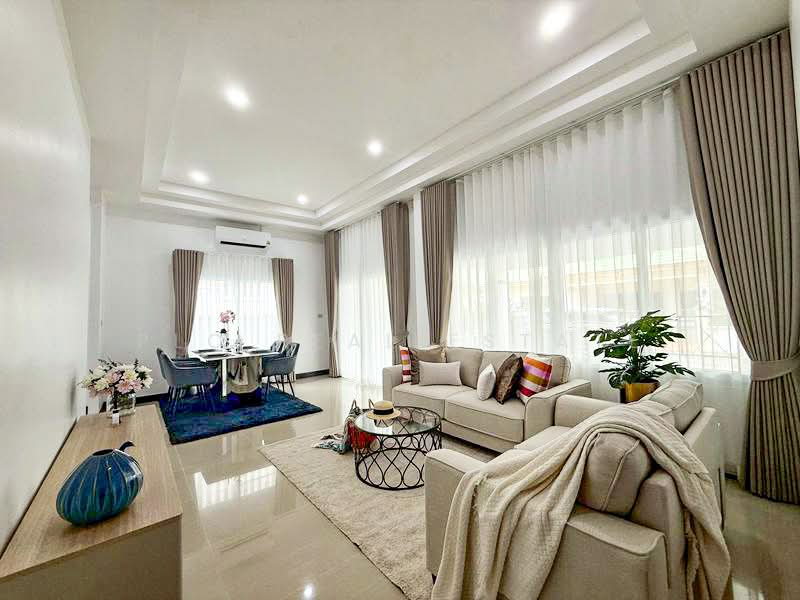 3 Bedroom House for Sale in East Pattaya, Chon Buri (Pattaya)