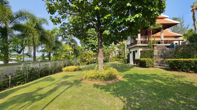 undefined, Phuket