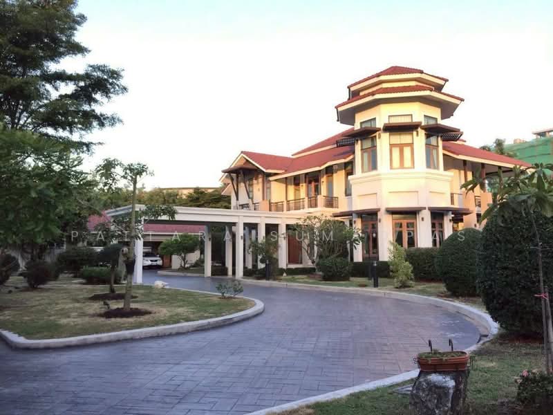 Luxury Pool Villa for Sale | Near Central Chonburi, Chon Buri (Pattaya)